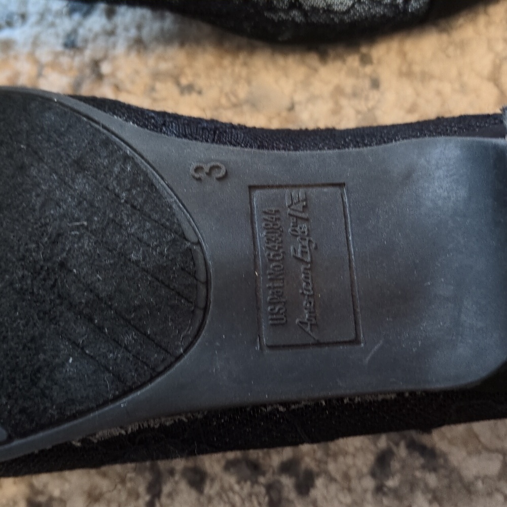 Girls Black Dress Shoes - Picture 7 of 8